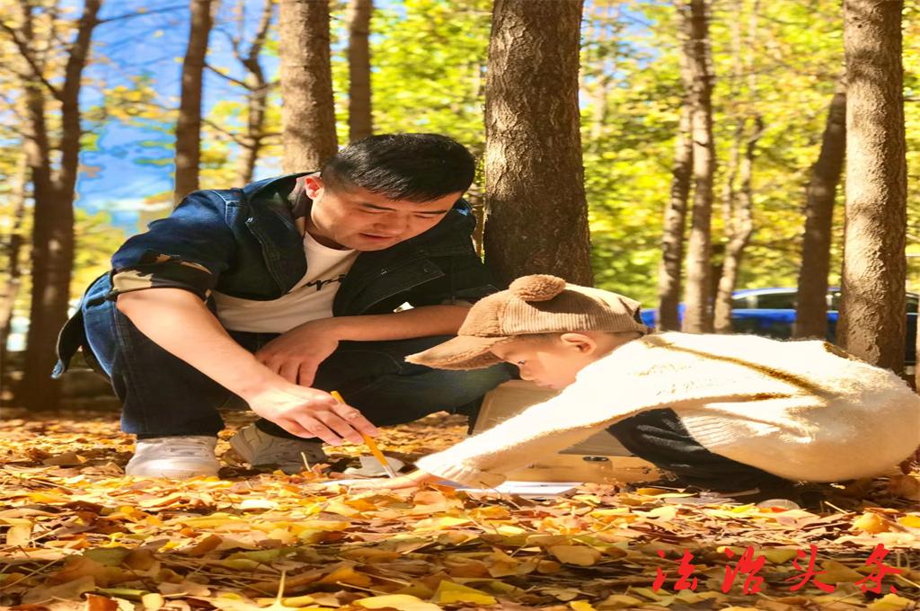 杨继超和椰果.jpg
