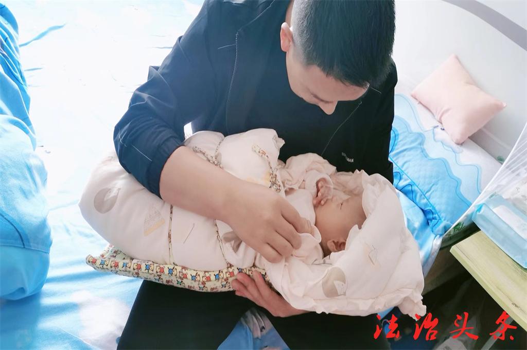 杨涛和小思琪.jpg